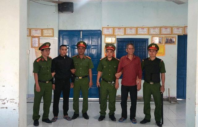 Cha-ho-tro-con-trai-hanh-hung-nguoi-guoi-khac-o-dao-phu-quy-2