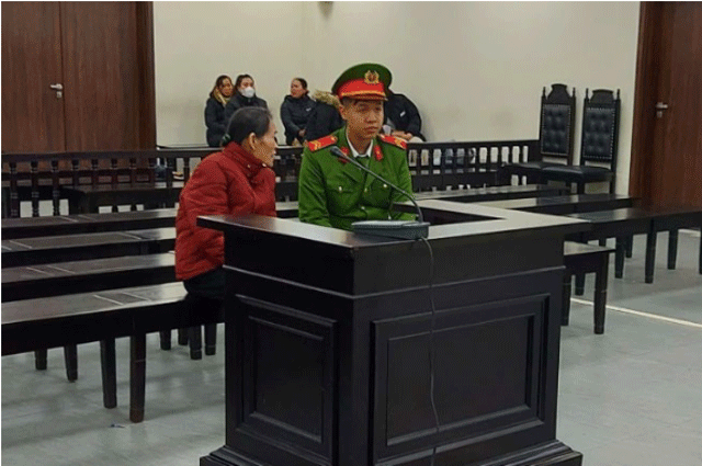 Nu-giup-viec-72-tuoi-bi-bat-vi-ban-heroin-1