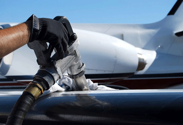 Cuc-hang-khong-thieu-nhien-lieu-bay-2