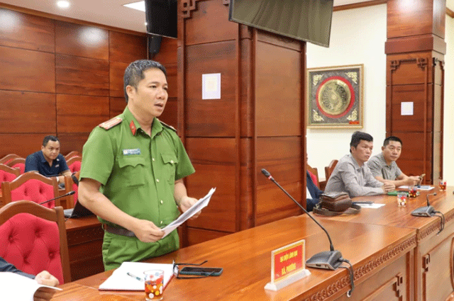 Cha-danh-con-trai-10-tuoi-2