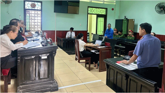 Ga-dan-ong-sat-hai-con-re-o-gia-lai-1