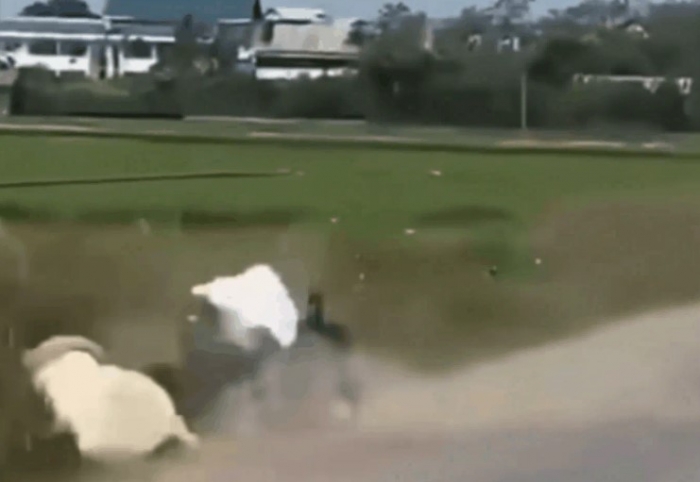 nam-sinh-tong-nguoi-phu-nu-3