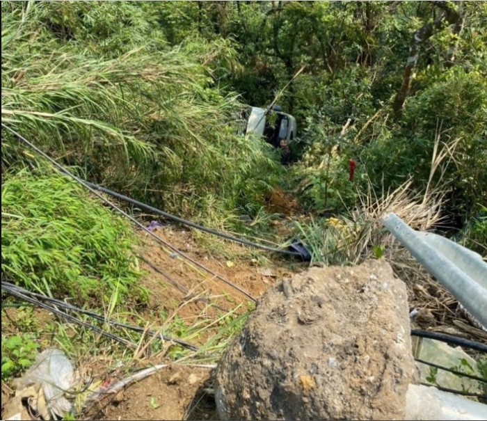 xe-khach-cho-29-nguoi-1