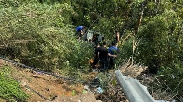 xe-khach-cho-29-nguoi-5