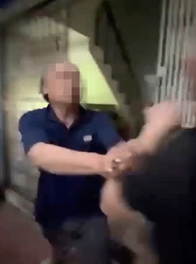 Hanh-hung-3-me-con-1