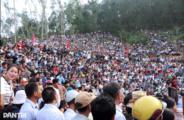 Nu-do-vat-o-hoi-lang-nghe-an-6