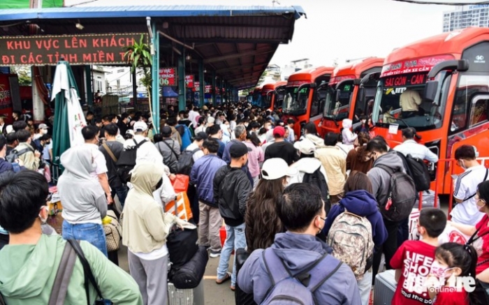 gia-xang-dau-hom-nay-dao-chieu-giam-1