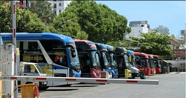 Ve-xe-khach-dip-30-4-1