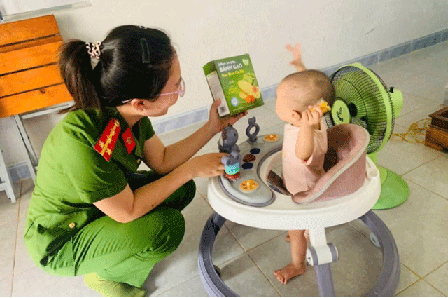 Me-bop-mat-con-gai-1