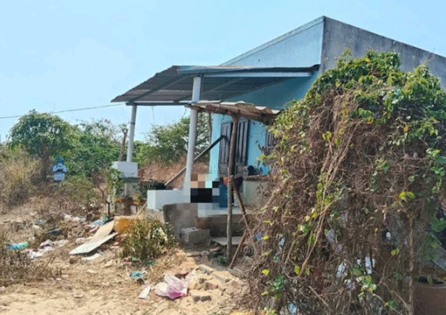 Thi-the-nguoi-dan-ong-ty-vong-truoc-them-nha-2