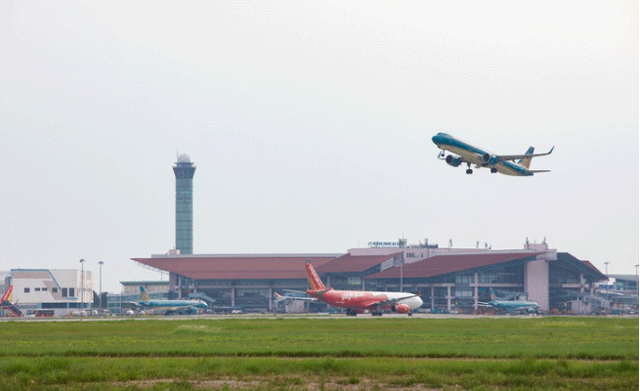 Tinh-hinh-chuyen-bay-30-4-1