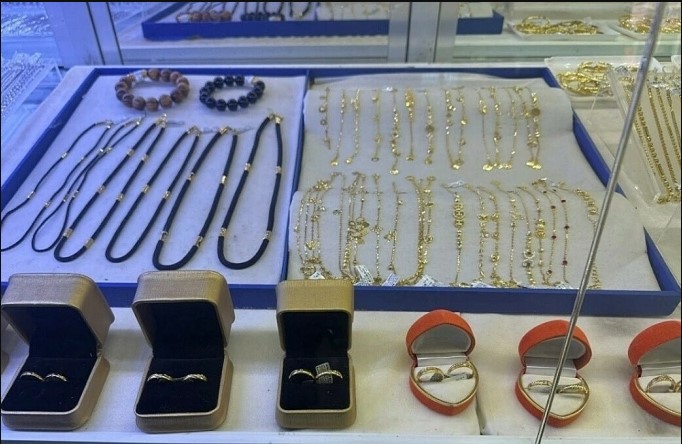 gia-vang-hom-nay-26-4-1