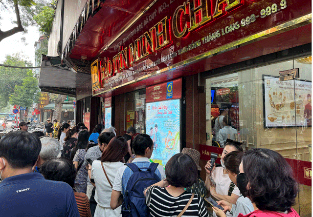 Tinh-hinh-tinh-hinh-mua-ban-vang-bao-tin-3