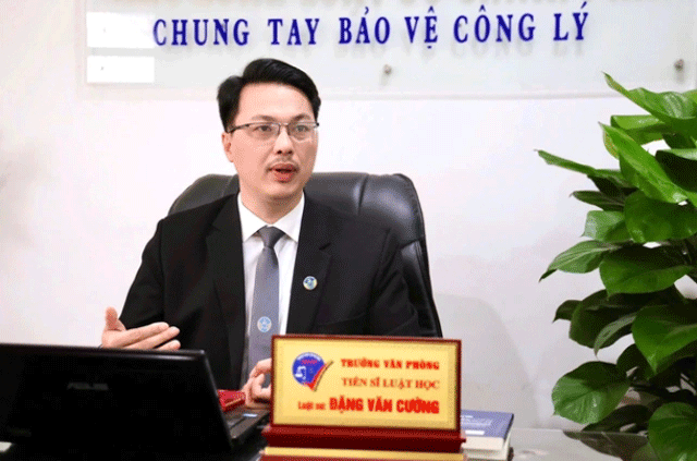 Luat-su-len-tieng-vu-be-gai-4-tuoi