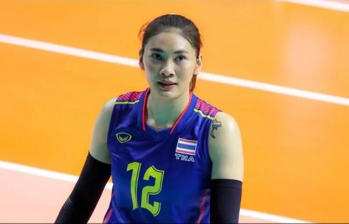 Hattaya Bamrungsuk bong chuyen