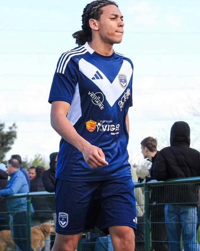 Rahni Moreau Nguyễn viet kieu 1