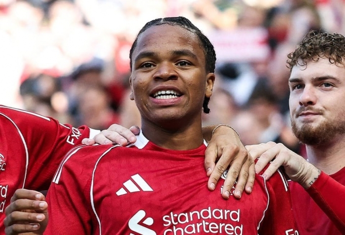Rio Ngumoha liverpool