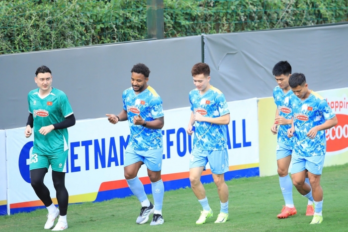 dt viet nam tap luyen chuan bi dau malaysia