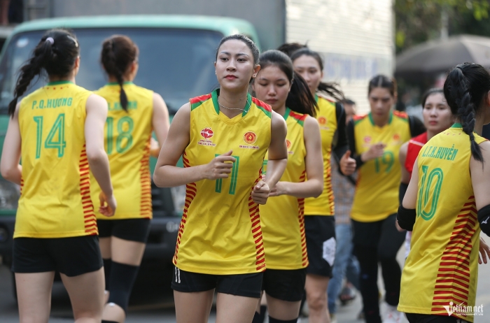 kieu trinh bong chuyen