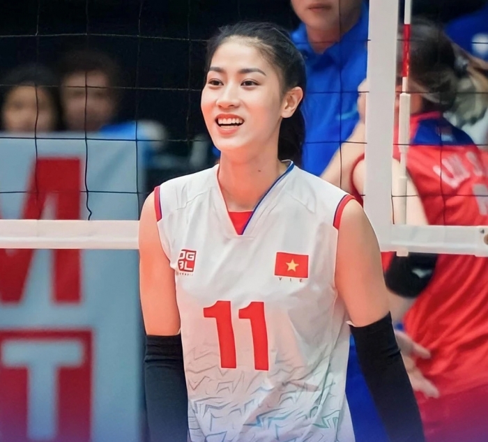 kieu trinh chan thuong bong chuyen