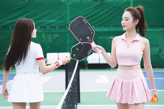 pickleball ban vang