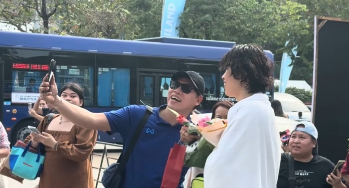 thanh thuy chup anh cdv bong chuyen thai lan 1