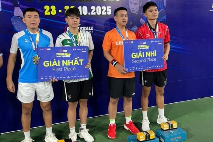 trieu cau long moi nhat