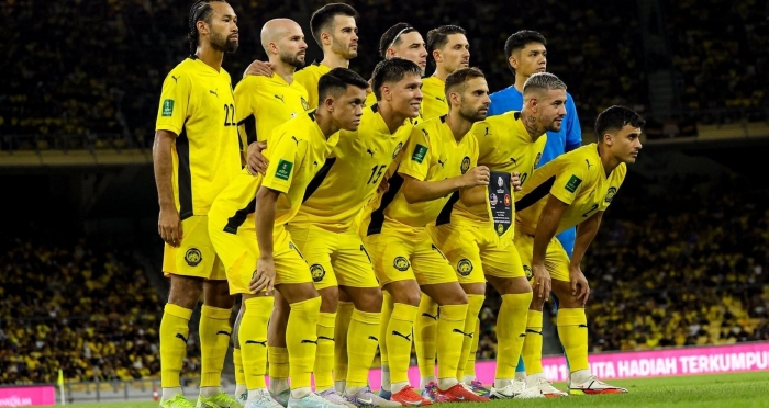 tuyen-malaysia-lot-xac-bong-da-t