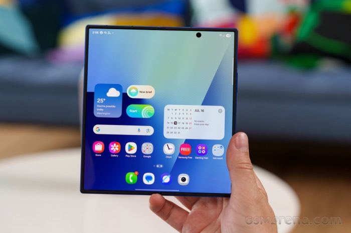 Vua màn gập Galaxy Z Fold7 vừa ra mắt đã giảm giá, trang bị xịn đánh bật iPhone 16 Pro Max g3