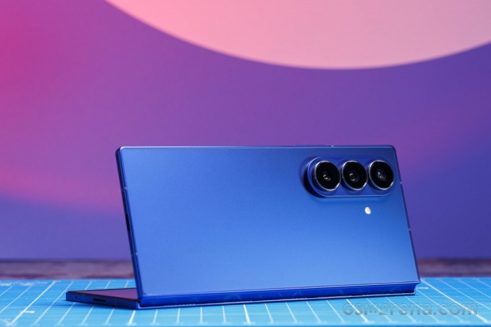 Vua màn gập Galaxy Z Fold7 vừa ra mắt đã giảm giá, trang bị xịn đánh bật iPhone 16 Pro Max g4