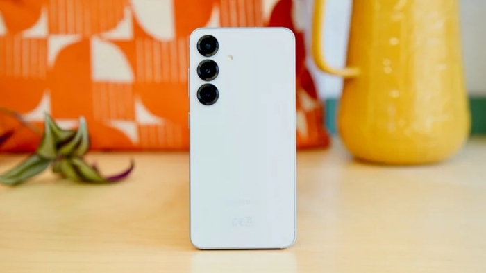 Samsung-Galaxy-S25-review-image-1-scaled