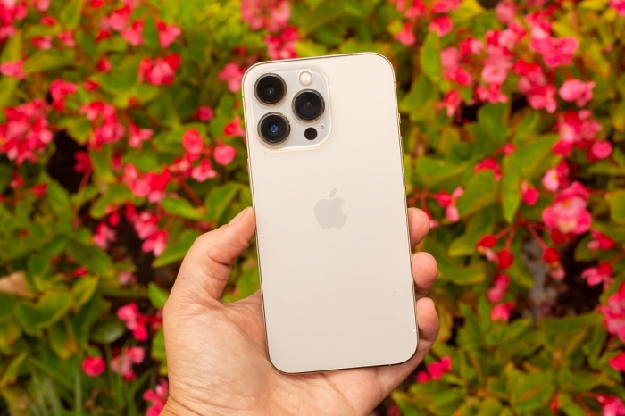 iphone-13-pro-cnet-review-2021-1