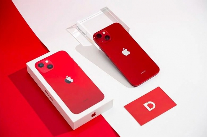 gia-giam-sau-danh-gia-iphone-13-didongviet
