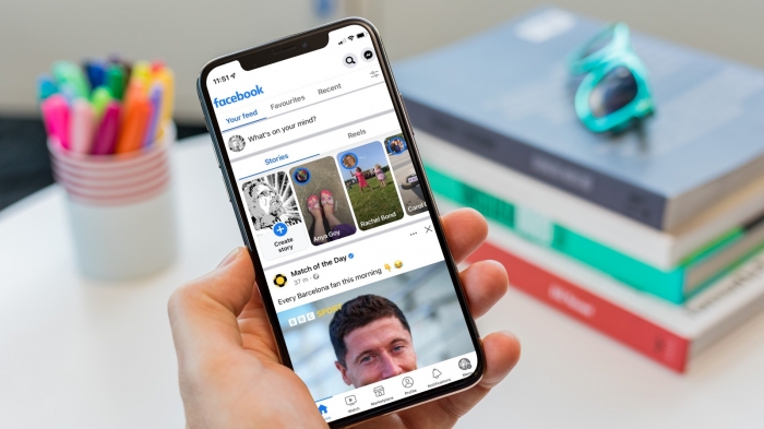 How-much-data-does-facebook-use-MAIN