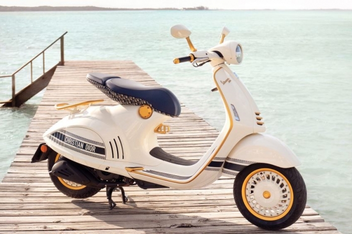 wlc-vespa-946-christian-dior-1