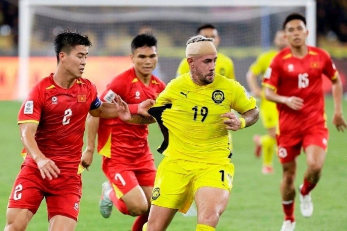 tuyen-malaysia-tiep-tuc-trieu-tap-nhieu-cau-thu-nhap-tich-cho-tran-gap-viet-nam