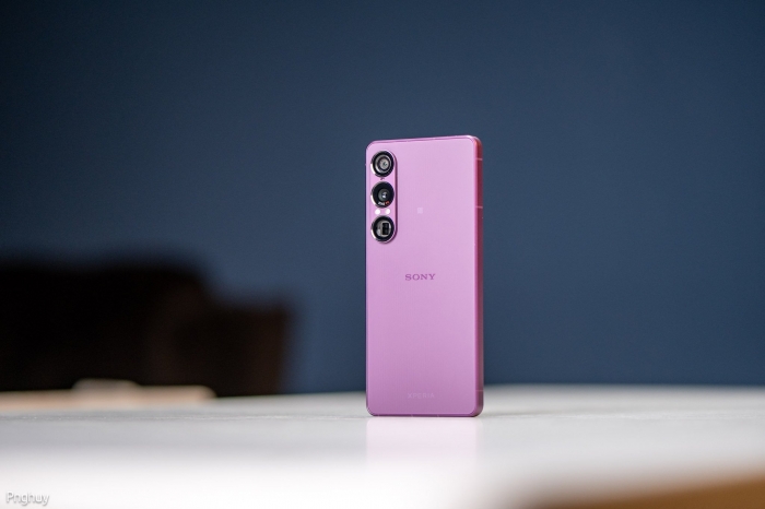 8744055_trentay-Sony-Xperia-1-VI