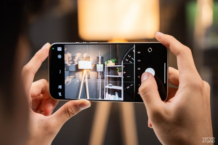 Tren-tay-Xiaomi-17-Ultra-by-Leic