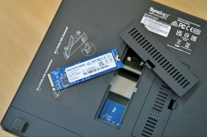 NAS-DS925-16
