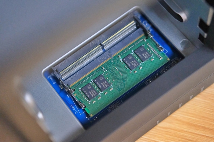 NAS-DS925-17