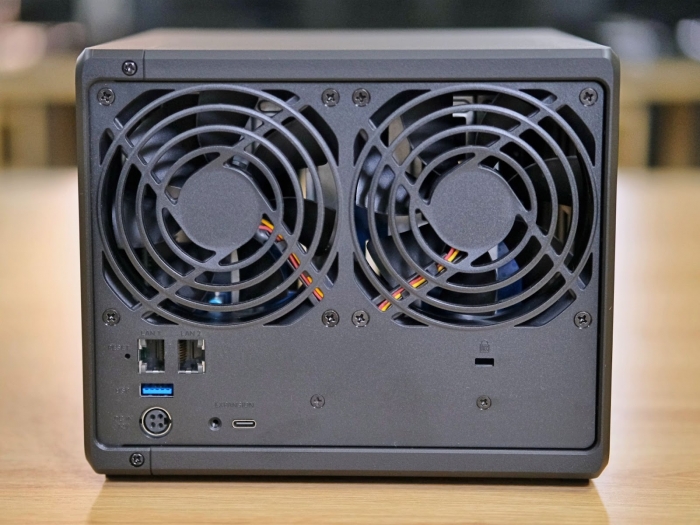 NAS-DS925-19