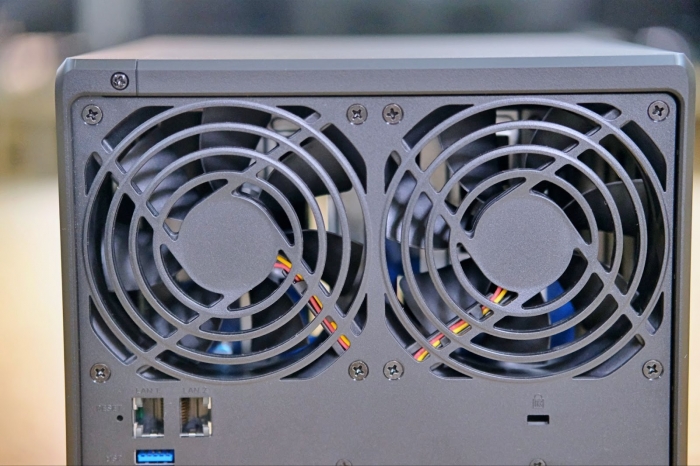 NAS-DS925-2