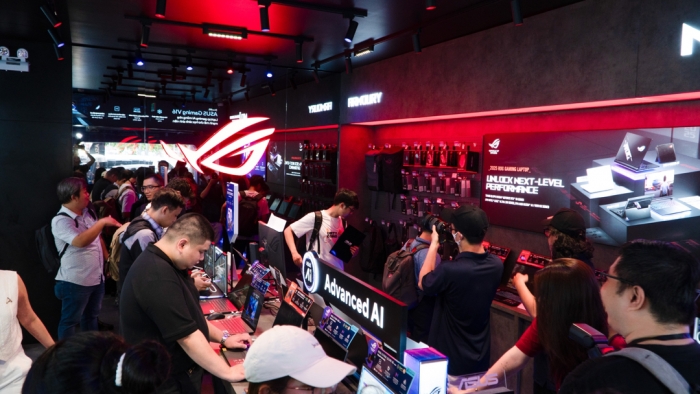ASUS Exclusive Store TP-Hồ Chí Minh18