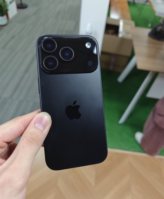 iPhone17-2