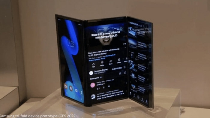 thong-tin-pin-galaxy-tri-fold-1