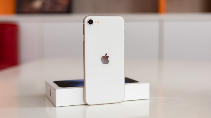 iPhone-SE-3-Review-dj-vu