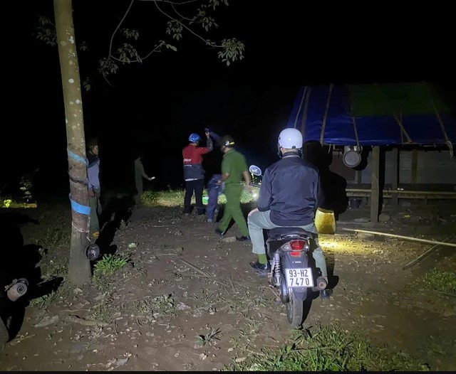 he-lo-nhung-kho-khan-khong-tuong-ma-500-canh-sat-phai-tra-gia-khi-truy-bat-nghi-pham-le-sy-tung-3