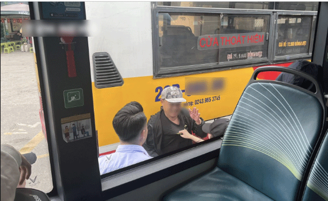 Nhan-chung-tiet-lo-toan-bo-su-tinh-vu-nu-sinh-khong-che-nguoi-dan-ong-bi-to-sam-so-tai-ben-xe-my-dinh-2