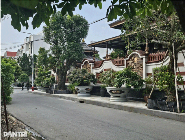 Hang-xom-he-lo-tin-nong-vu-gan-100-canh-sat-den-biet-phu-400m2-cua-chu-chuoi-tham-my-vien-mailisa-3