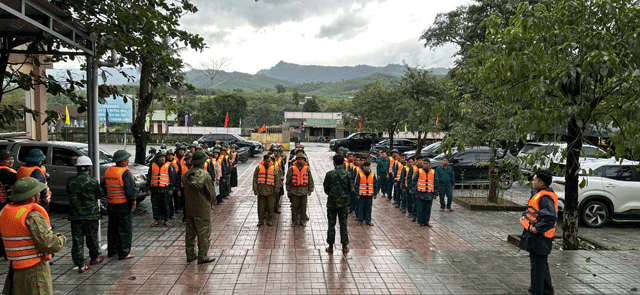 Cuoc-goi-cuoi-cung-giua-tai-xe-xe-tai-voi-vo-truoc-khi-bi-lu-cuon-troi-tinh-hinh-tim-kiem-tai-xe-4